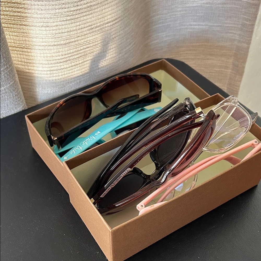 Stylish Sunglasses Set
